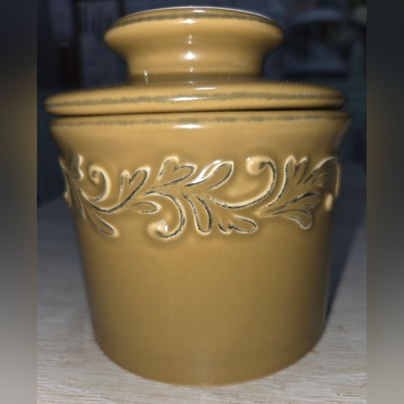 Butter Crock - Picture 7 of 8